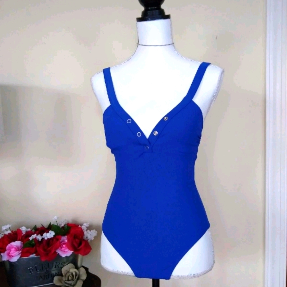 Xhilaration Bathing suit